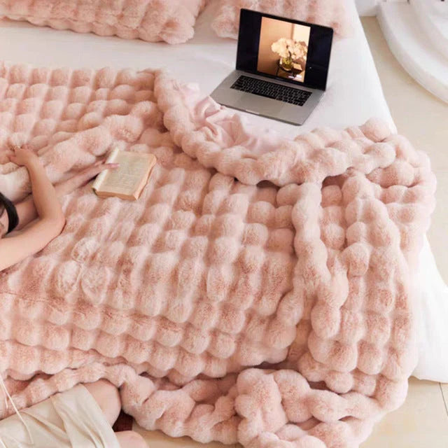 Cora Ultra-Soft Blanket | Elegant Warmth, Machine Washable, 100x160 cm 1