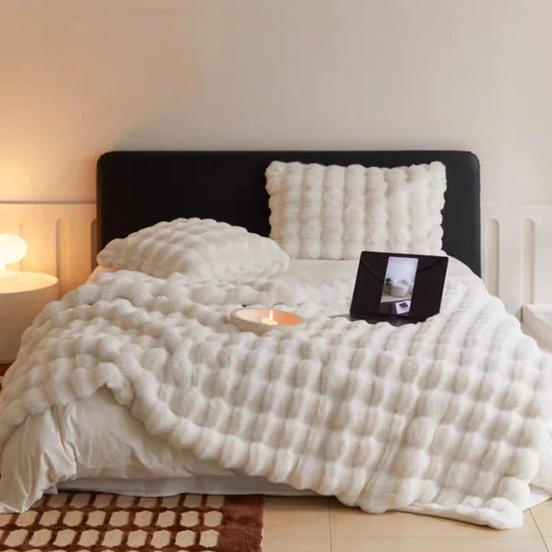 Cora Ultra-Soft Blanket | Elegant Warmth, Machine Washable, 100x160 cm 8
