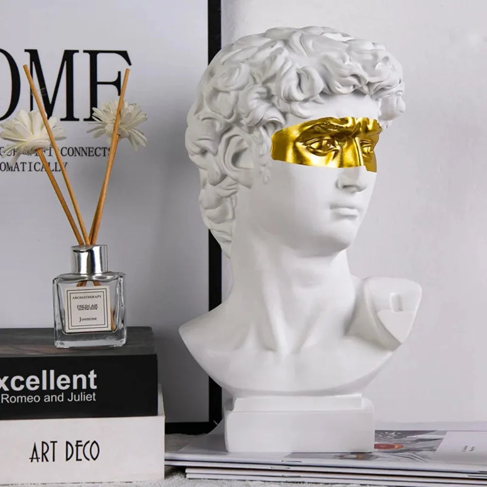 Dario Sculpture | 6-Inch Resin Statue of David 1