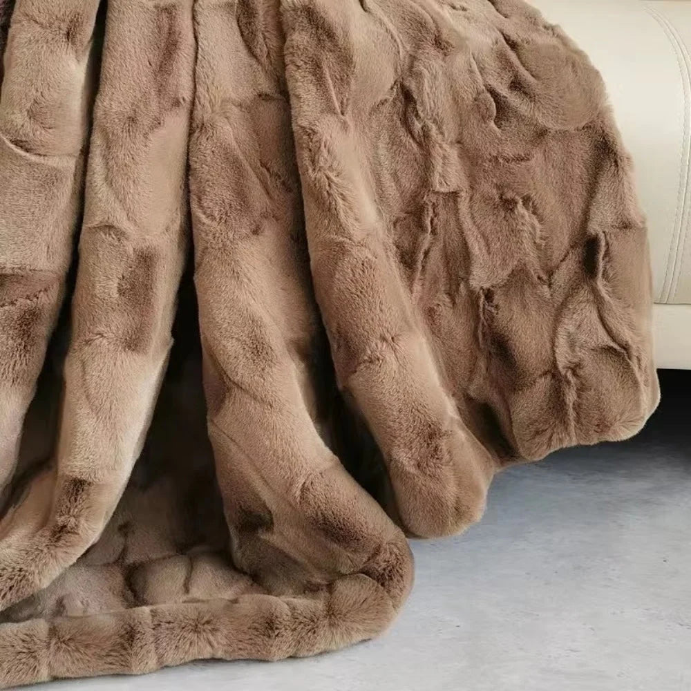 Haven Faux Fur Blanket | Plush Double-Layered Microfiber 7