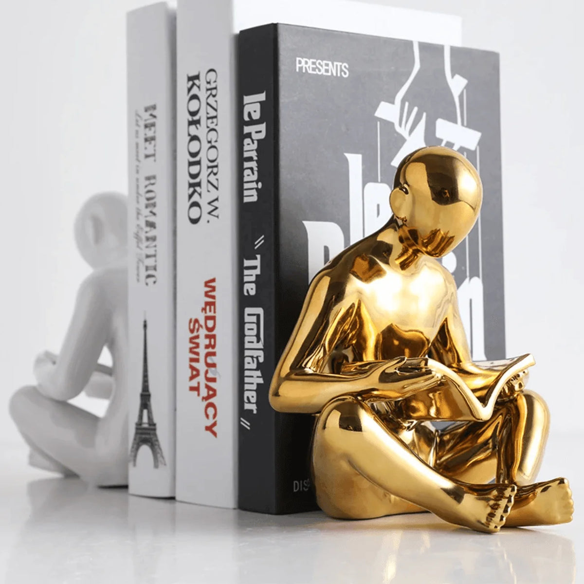 Sculptura Bookend | Nordic Resin, Seated Reading Man Design 1