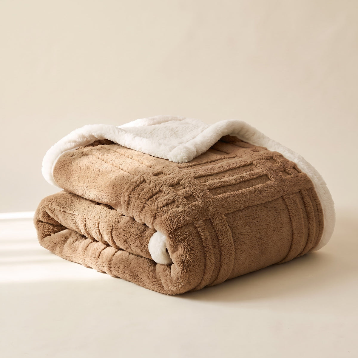 Cosmo Fluffy Blanket in Cozy Mocha, Style Room