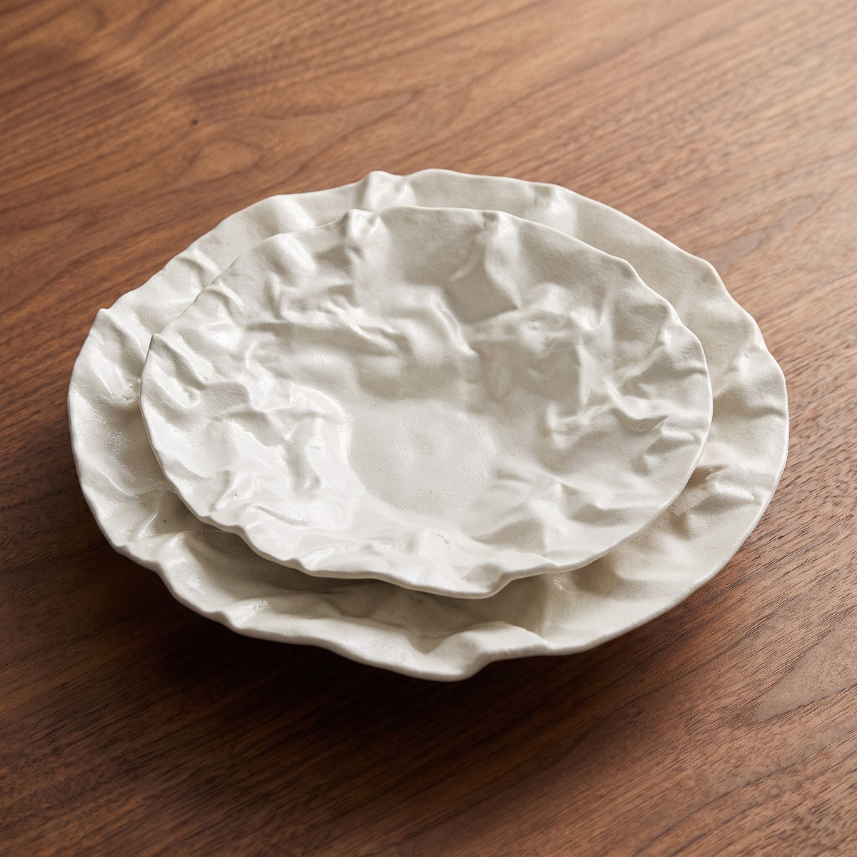 Kairo ceramic and porcelain plate set