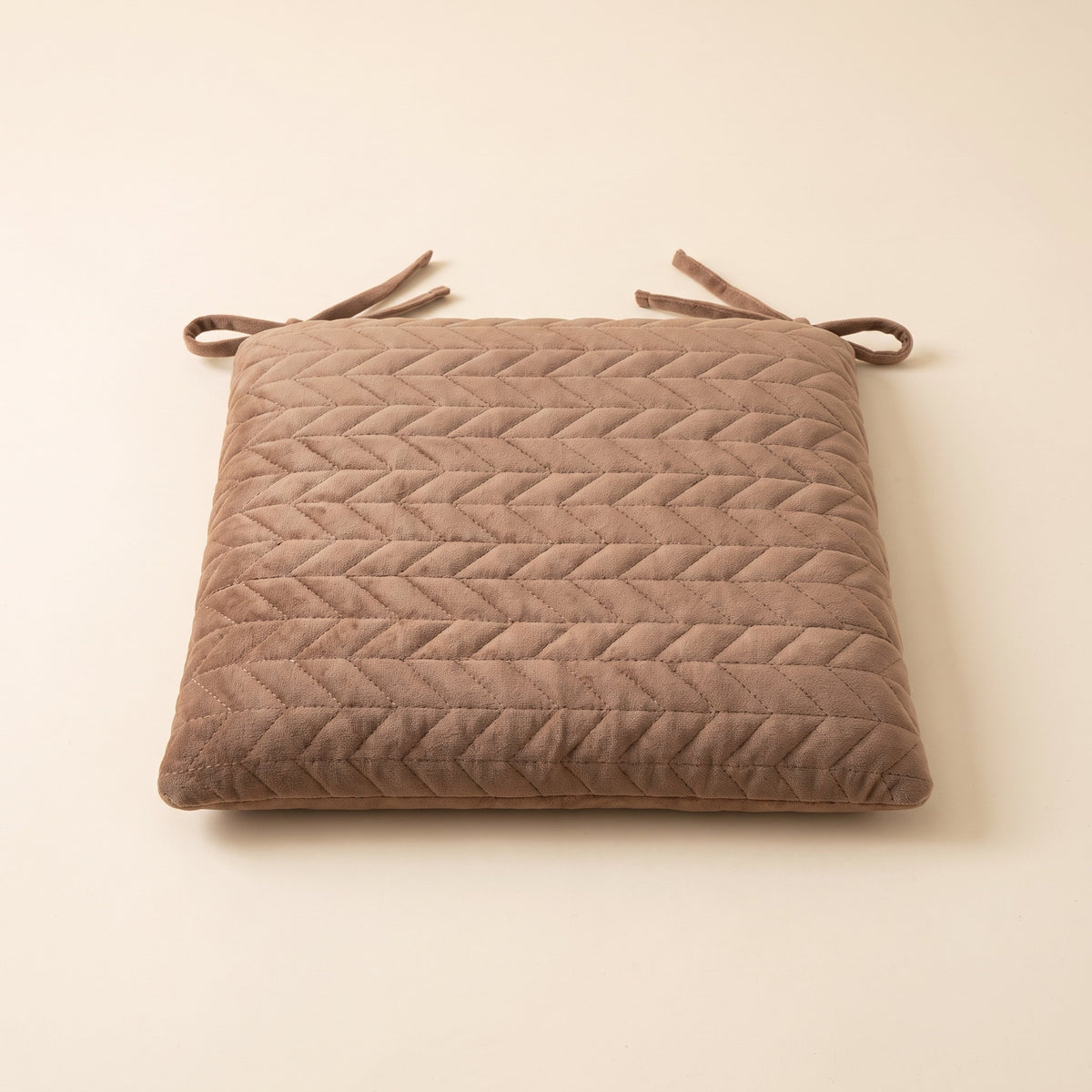 Kairo Quilted Seat Cushion in Cocoa Tone, Style Room