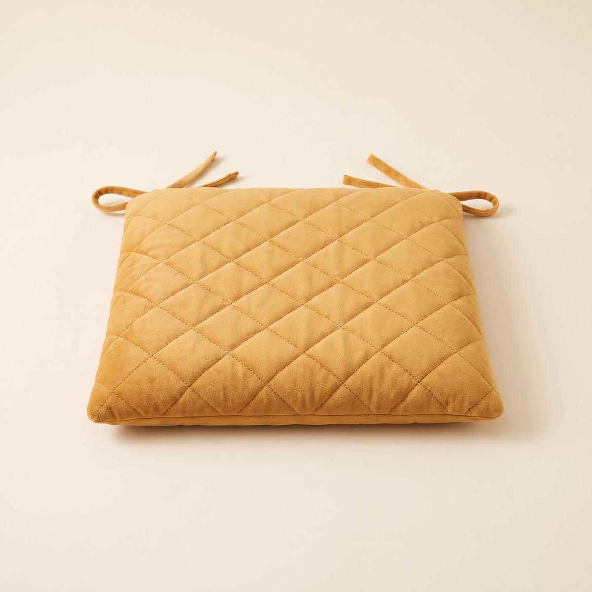 Kairo Quilted Seat Cushion in Honey Tone, Style Room