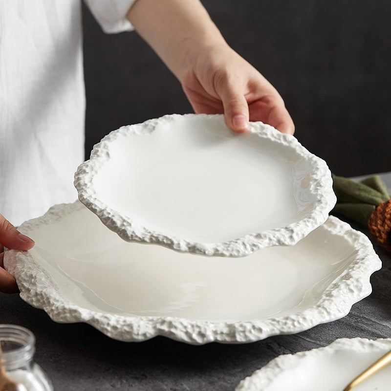 Ravon plate set with rock-textured rim, view 7