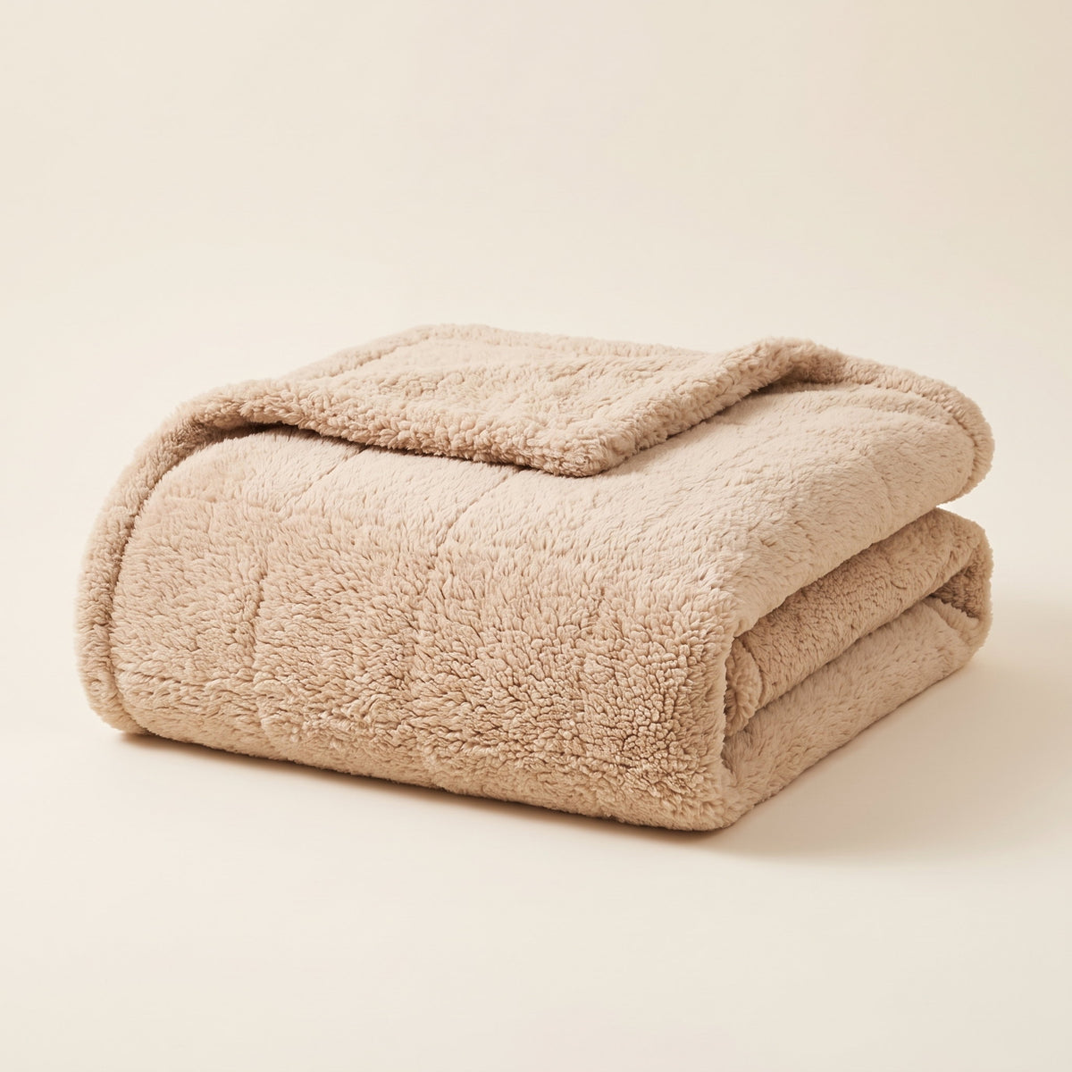Sable Sherpa Blanket in Creamy Latte, Style Room