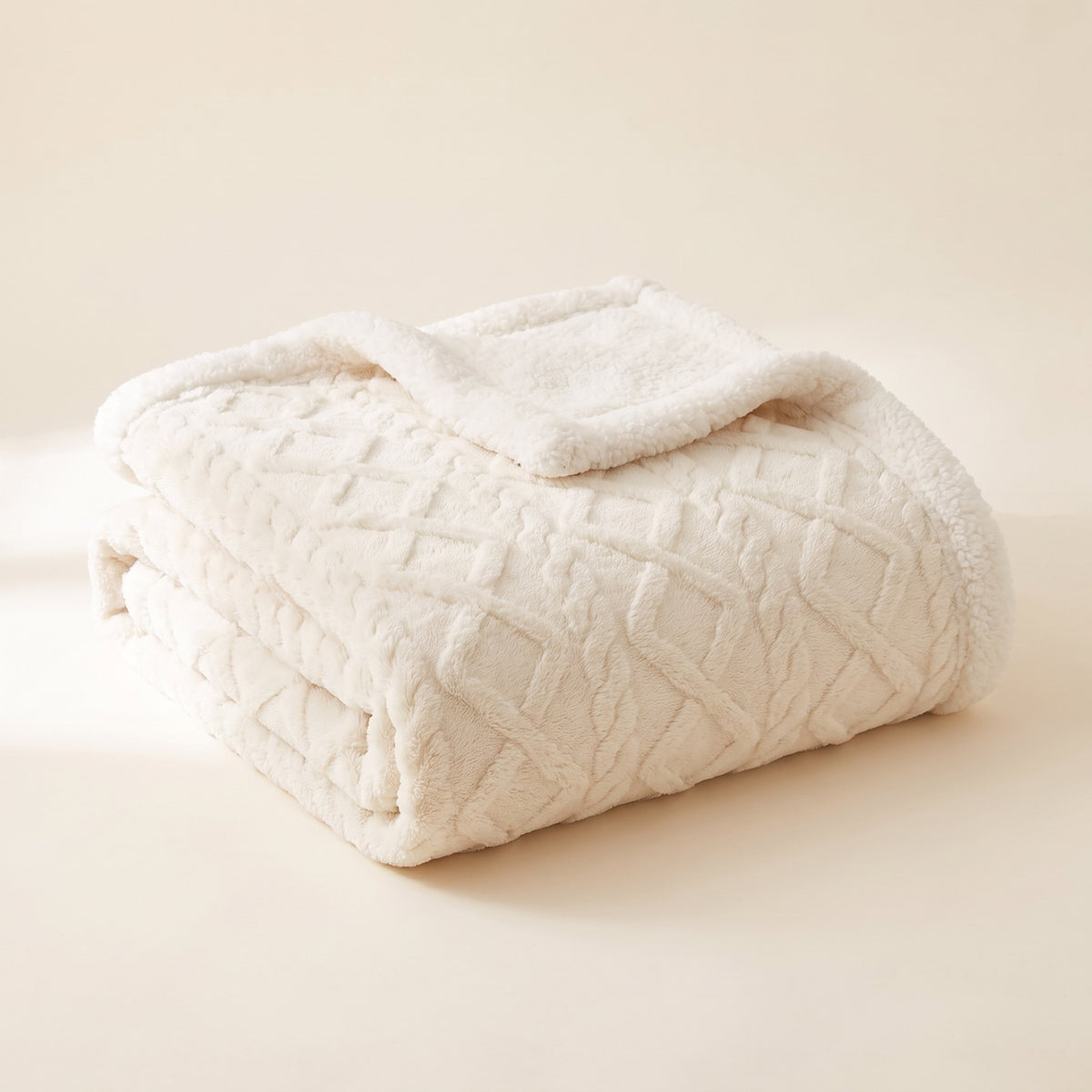 Sable Sherpa Blanket in Creamy White, Style Room