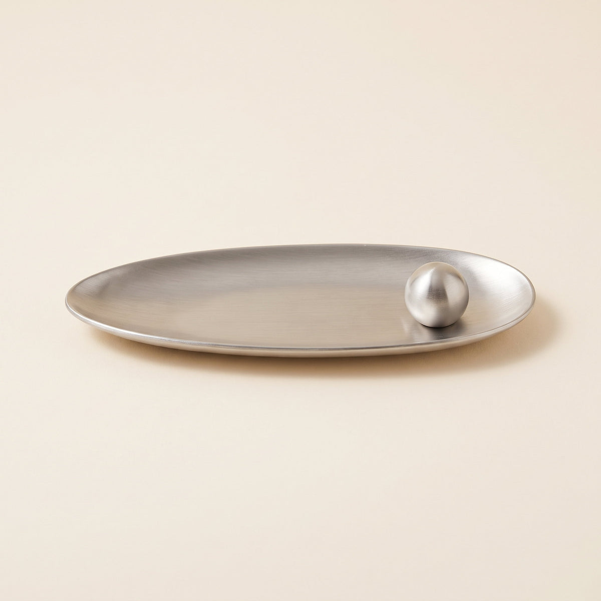 Zento Alloy Bead Incense Holder in Silver Mist, Style Room